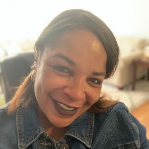 Meet your Posher, Shanetta